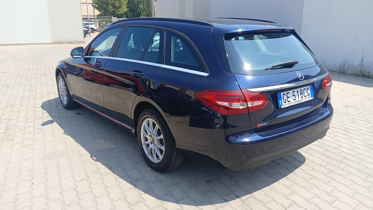 Mercedes-Benz C 180d S.W. Automatica 122cv Business